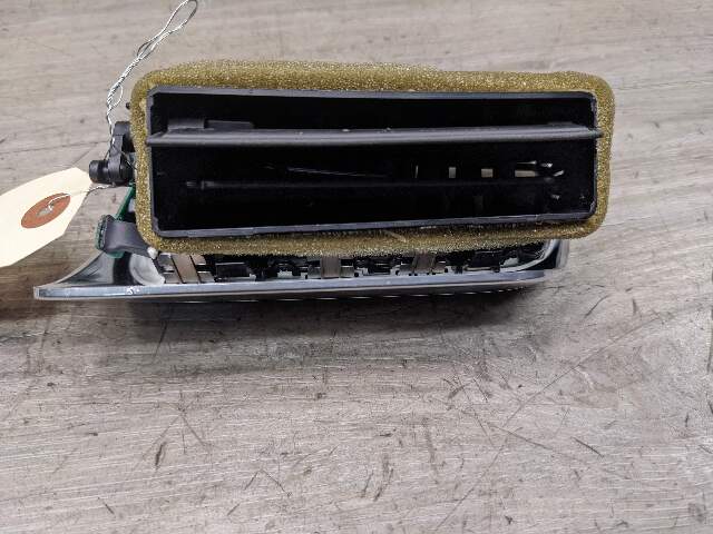10-16 OEM Porsche Panamera Rear Right B Pillar A/C Air Vent