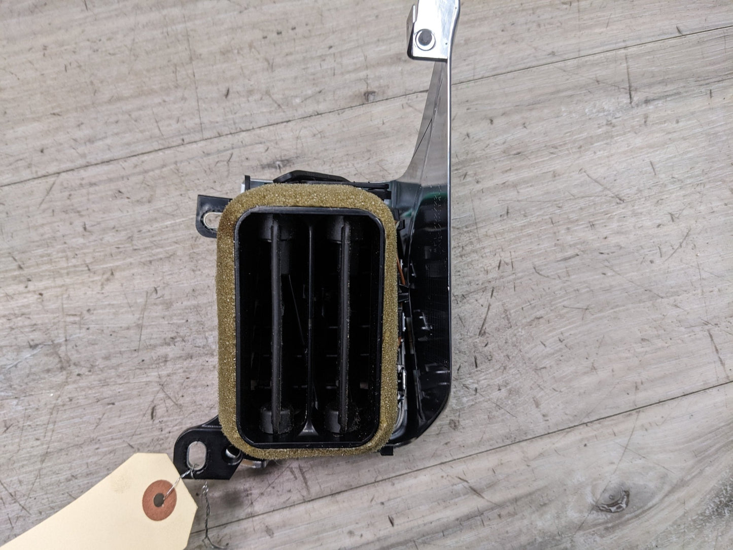 10-16 OEM Porsche Panamera Rear Left Center Console A/C Air Vent