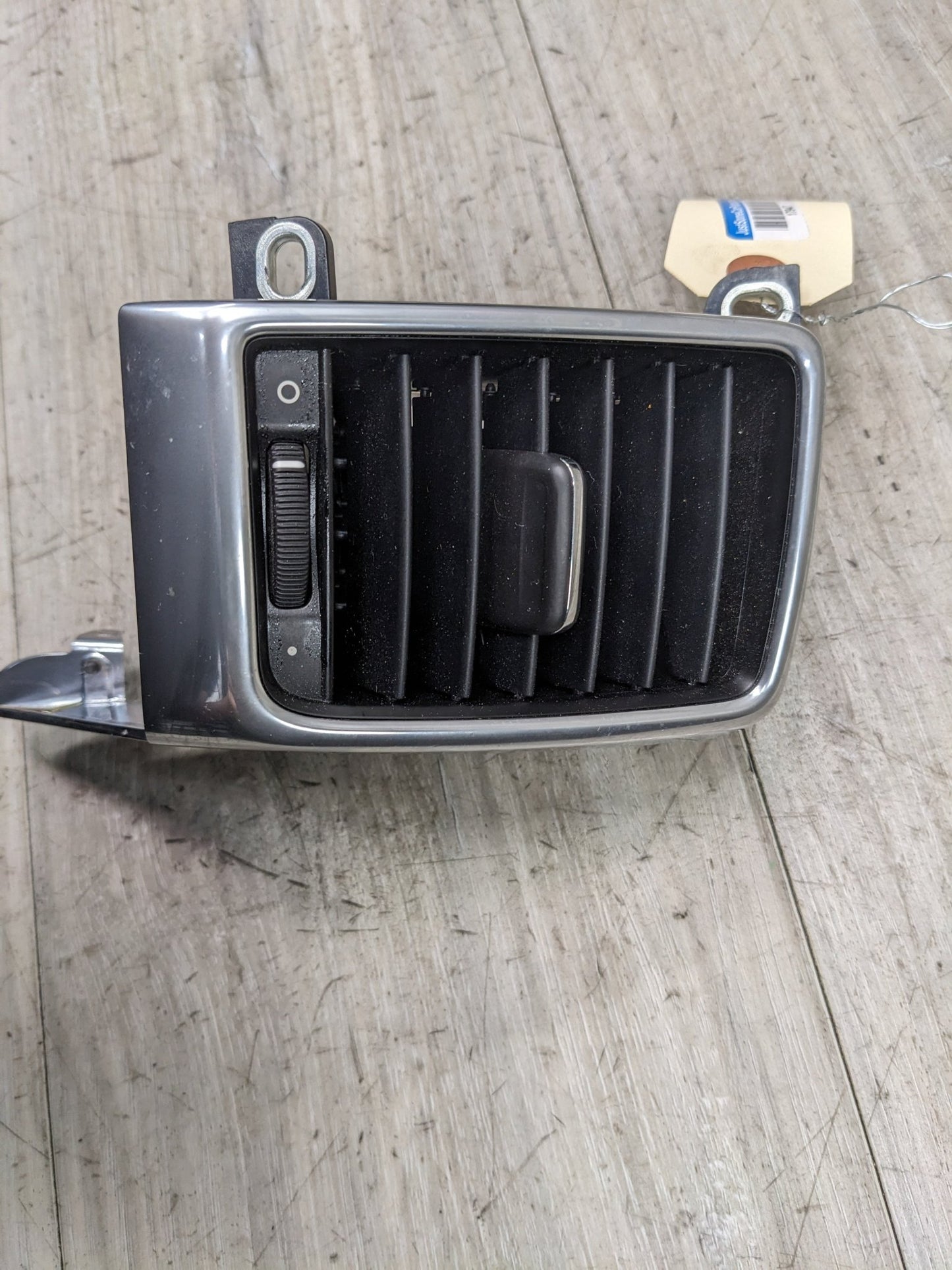10-16 OEM Porsche Panamera Rear Left Center Console A/C Air Vent