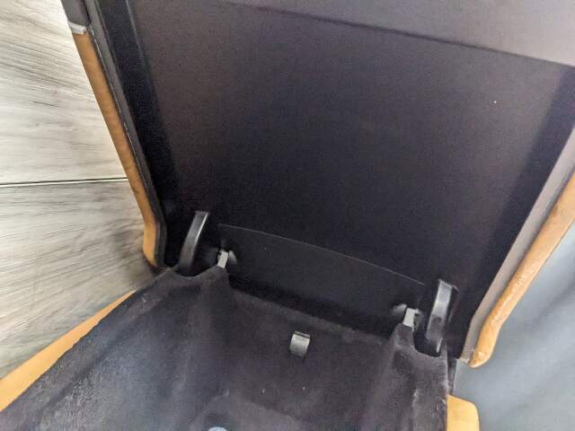 10-16 OEM Porsche Panamera Front Center Console Armrest Assembly Beige