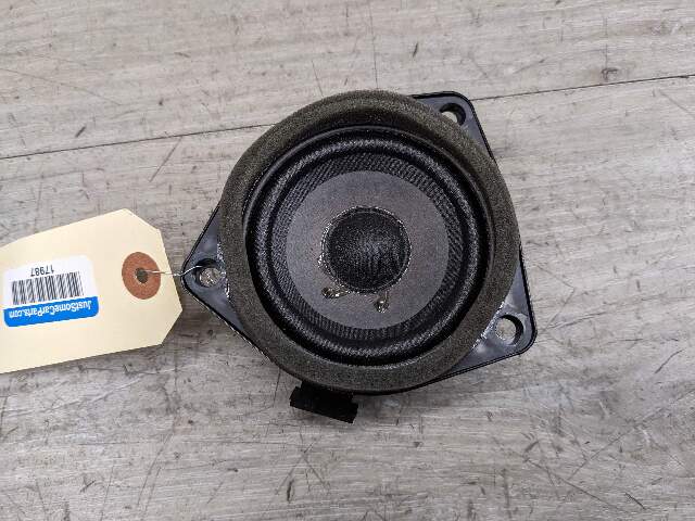10-16 OEM Porsche Panamera Rear Quarter Panel Bose Speaker