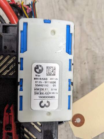 2016-2019 OEM BMW G30 G11 G12 Rear Power Distribution Fuse Box Module Unit
