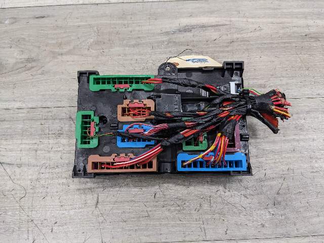 2016-2019 OEM BMW G30 G11 G12 Rear Power Distribution Fuse Box Module Unit