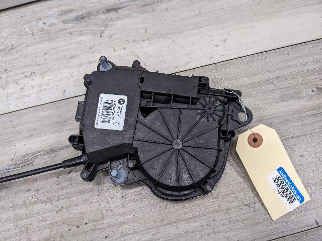 16-19 OEM BMW G12 G11 740 750 Trunk Lid Power Lock Drive