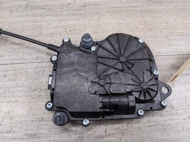 16-19 OEM BMW G12 G11 740 750 Trunk Lid Power Lock Drive