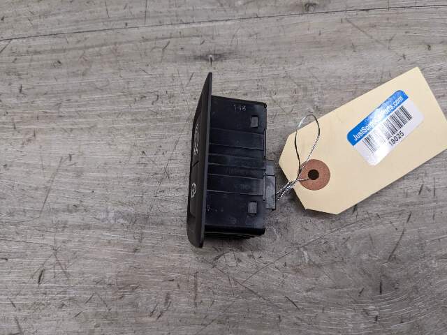 OEM BMW G12 F36 F10 F07 M5 F06 M6 F01 F02 Rear Trunk Lid Center Lock Switch