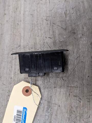 OEM BMW G12 F36 F10 F07 M5 F06 M6 F01 F02 Rear Trunk Lid Center Lock Switch