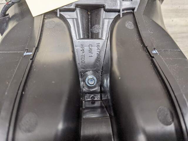 16-21 OEM BMW G11 G12 740 750 Rear Center Console Heater Blower Motor Duct