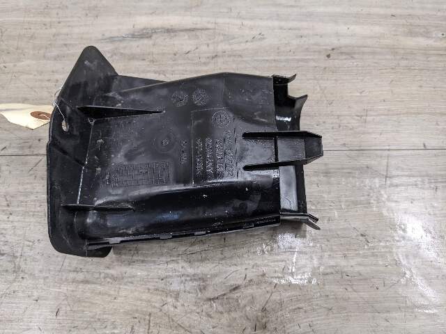 16-19 OEM BMW G11 G12 G30 750 Front Right Wheelhouse Brake Air Duct
