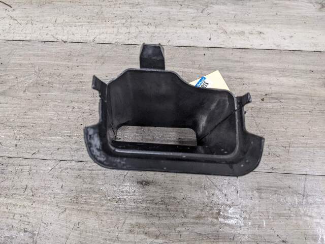 16-19 OEM BMW G11 G12 G30 750 Front Right Wheelhouse Brake Air Duct