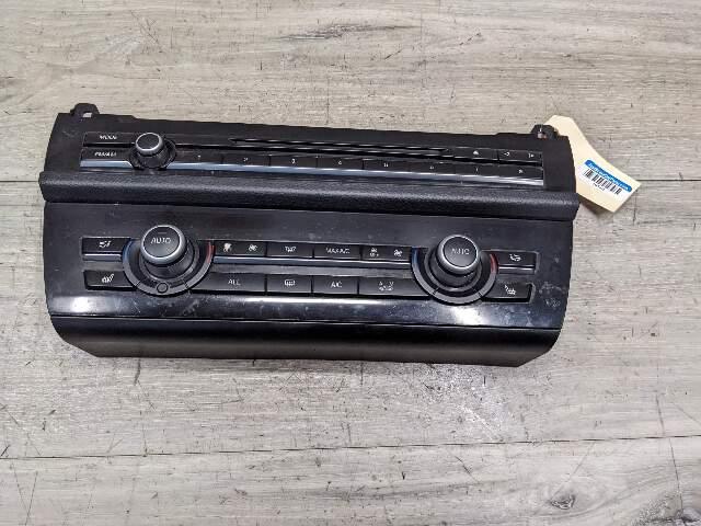 11-16 OEM BMW F10 535 550 M5 AC Switch Heater Control Panel Radio Media Buttons