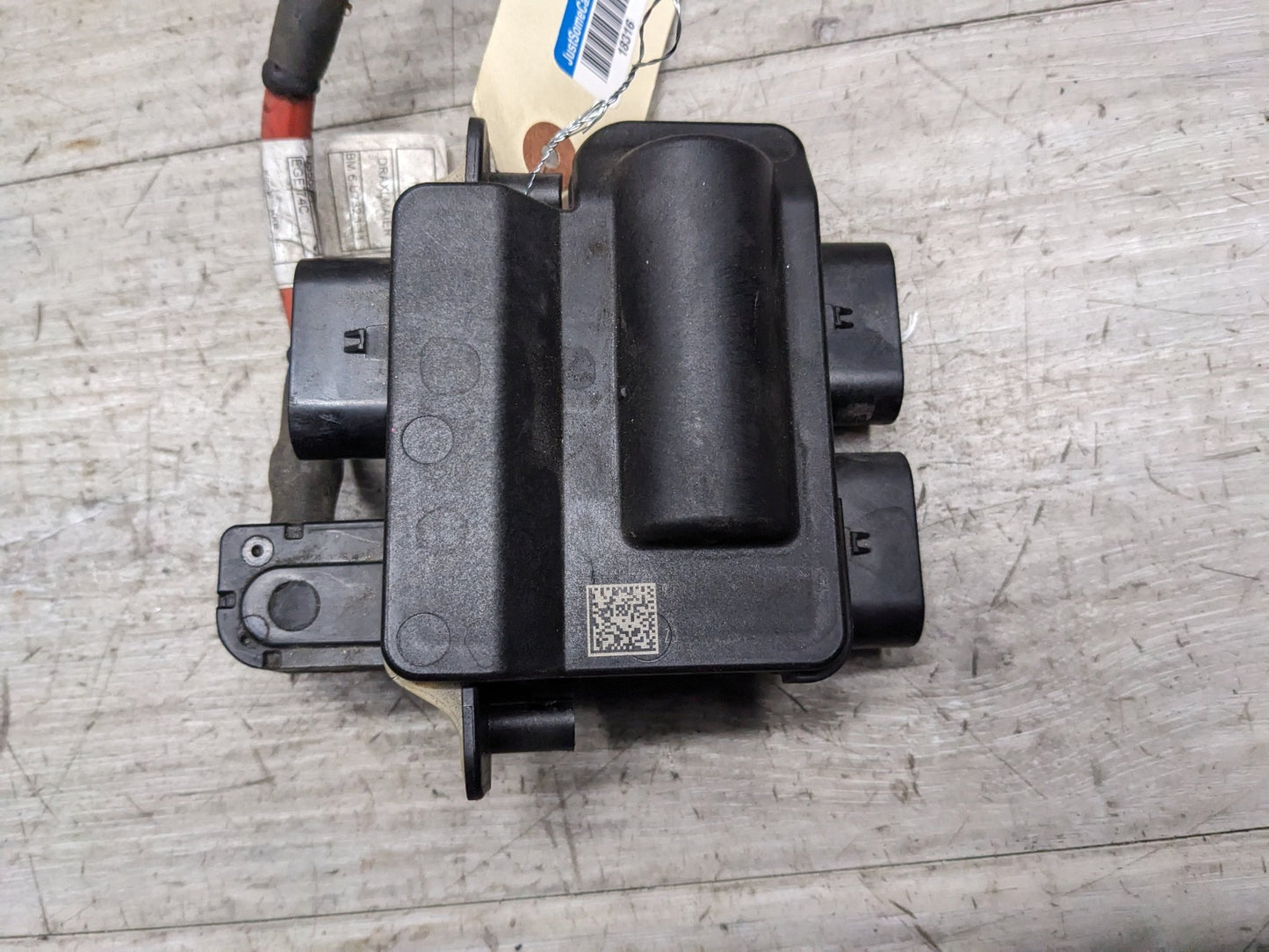14-18 OEM BMW F15 F16 X5 X6 Battery Distribution B+ Junction Terminal Module