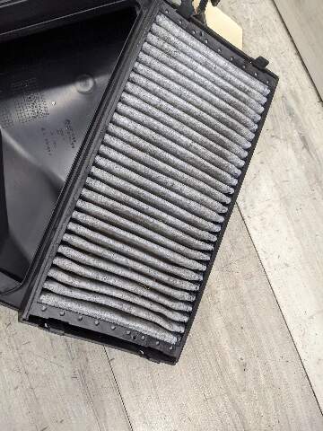 12-19 OEM BMW F15 F16 F85 F86 X5 X6 Cabin Air Intake Filter Housing Upper Cowl