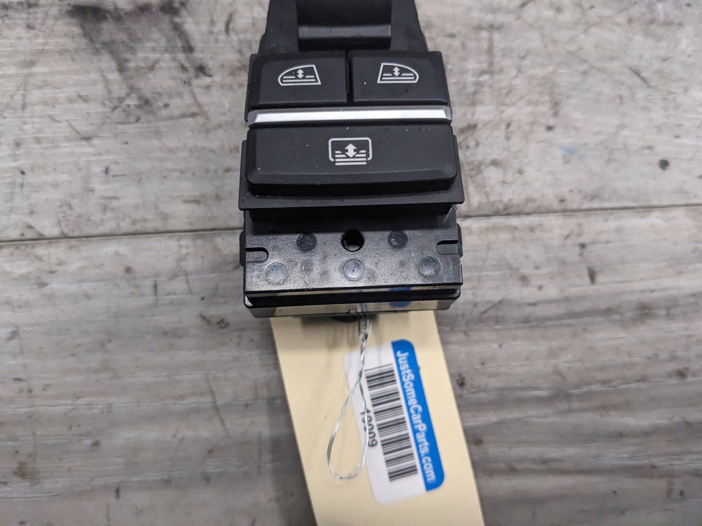 10-18 BMW F01 F02 F06 F07 Rear Window Regulator Sun Shade Control Switch