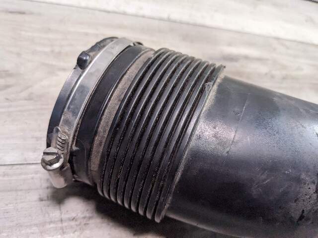 09-19 OEM BMW F12 F13 F15 F16 X5 X6 Front Right Intercooler Upper Charge Pipe