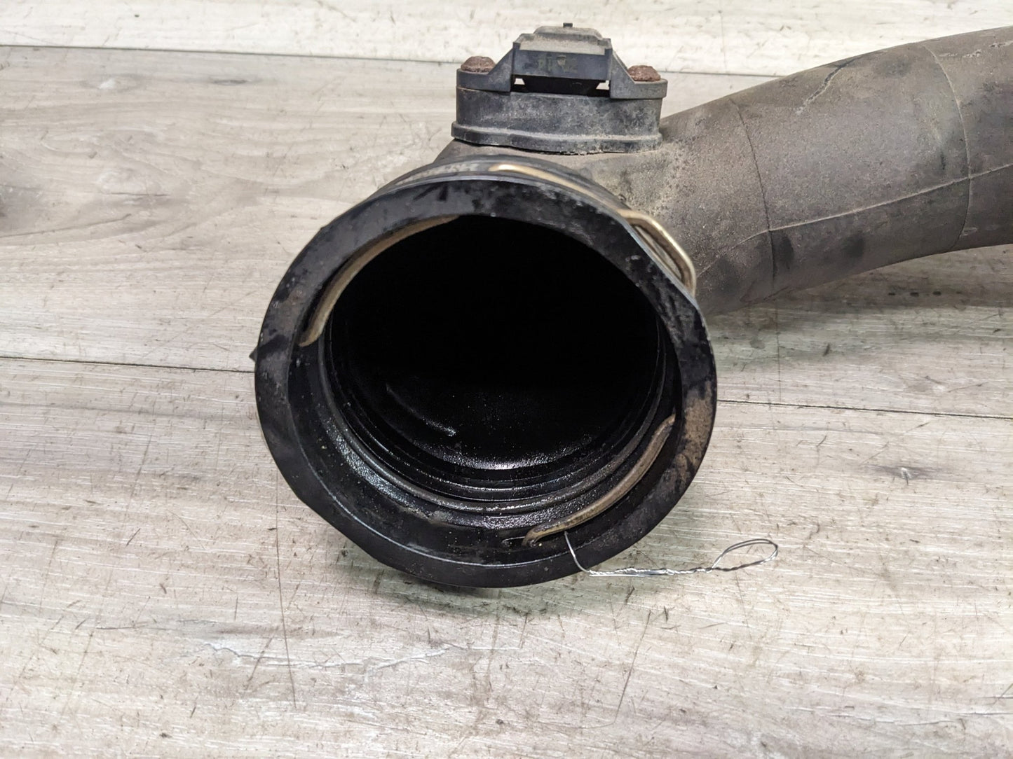 12-19 OEM BMW F15 F16 X5 X6 Engine Air Cleaner Inlet Tube Air Duct