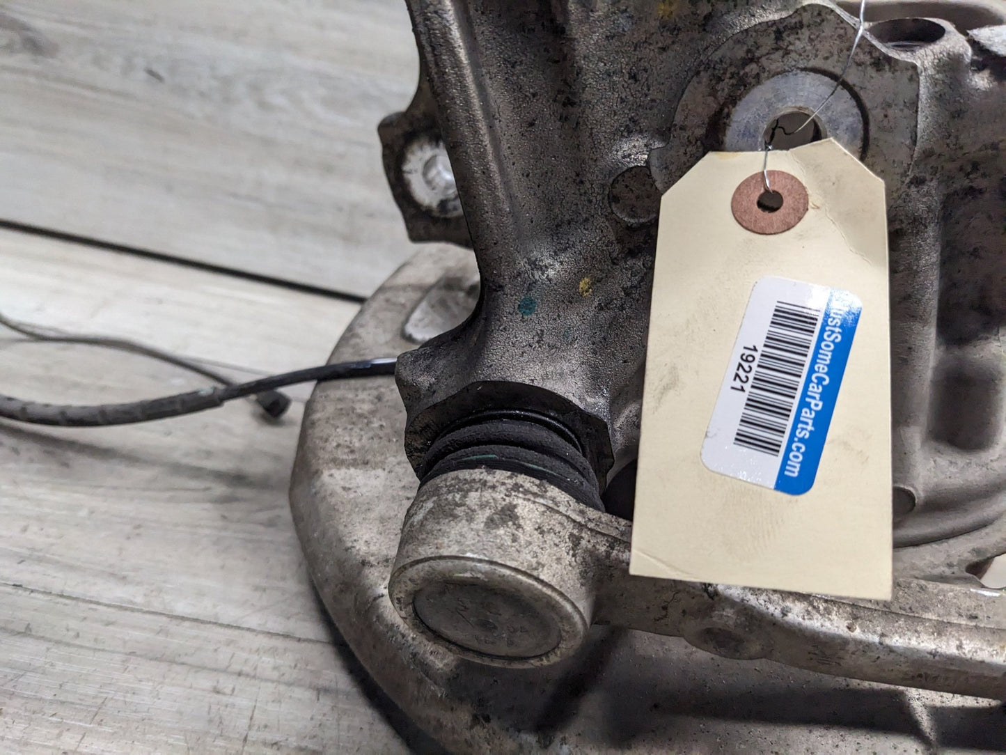 OEM BMW F85 F86 F15 F16 X5 X6 Rear Right Side Spindle Hub Carrier Knuckle