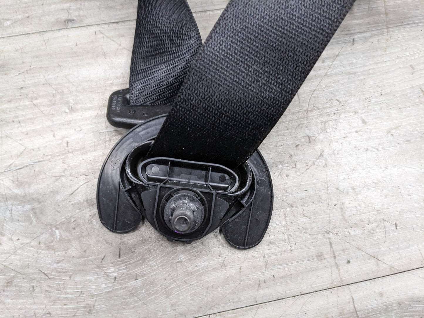 OEM BMW F86 X6 F85 X5 F15 F16 Front Right Seat Belt Seatbelt Retractor Black