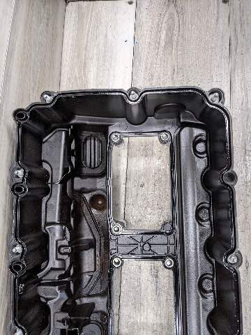 OEM BMW E82 E88 E90 E92 F22 F23 F30 F32 F33 F36 N55 Cylinder Head Valve Cover