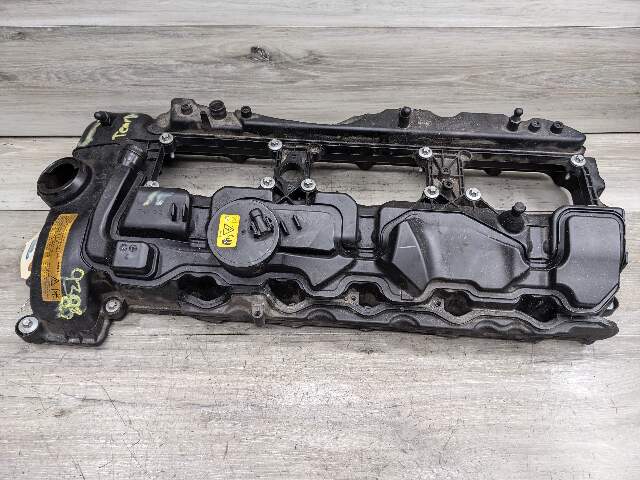 OEM BMW E82 E88 E90 E92 F22 F23 F30 F32 F33 F36 N55 Cylinder Head Valve Cover