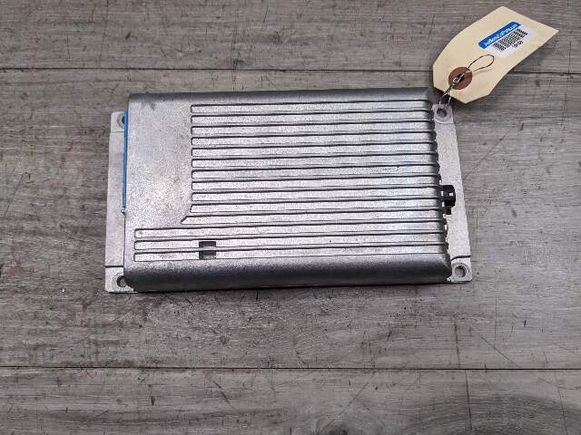 06-17 OEM BMW E82 E88 E90 E92 F10 High Basis SVS MULF2 Becker Bluetooth Module