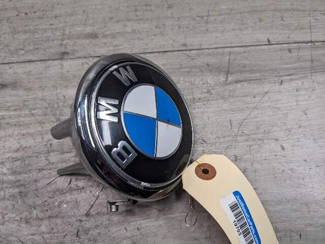 12-18 OEM BMW F13 F12 F06 M6 640i 650i Trunk Lid Emblem Button Ring with RVC