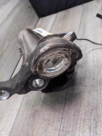 11-19 OEM BMW F10 F06 F13 AWD Front Left Driver Spindle Hub Carrier Knuckle