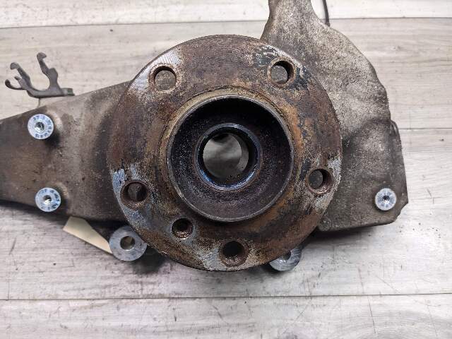 11-19 OEM BMW F10 F06 F13 AWD Front Left Driver Spindle Hub Carrier Knuckle