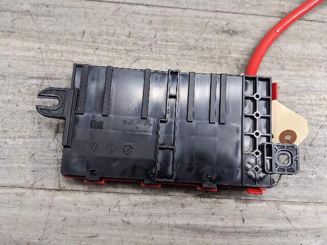 11-19 OEM BMW F22 F23 F30 F32 F36 F80 F82 F87 Positive Battery Power Fuse Box