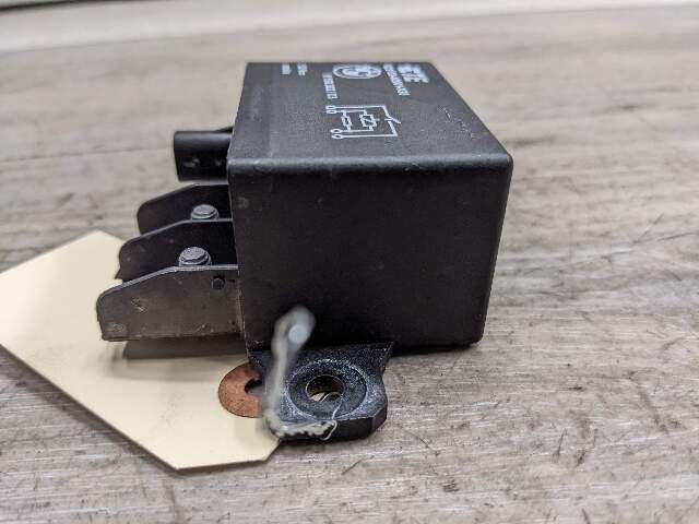 OEM BMW F10 F13 F02 F30 F32 F06 F80 F82 M3 M4 M6 Cooling Fan Relay Control 130A
