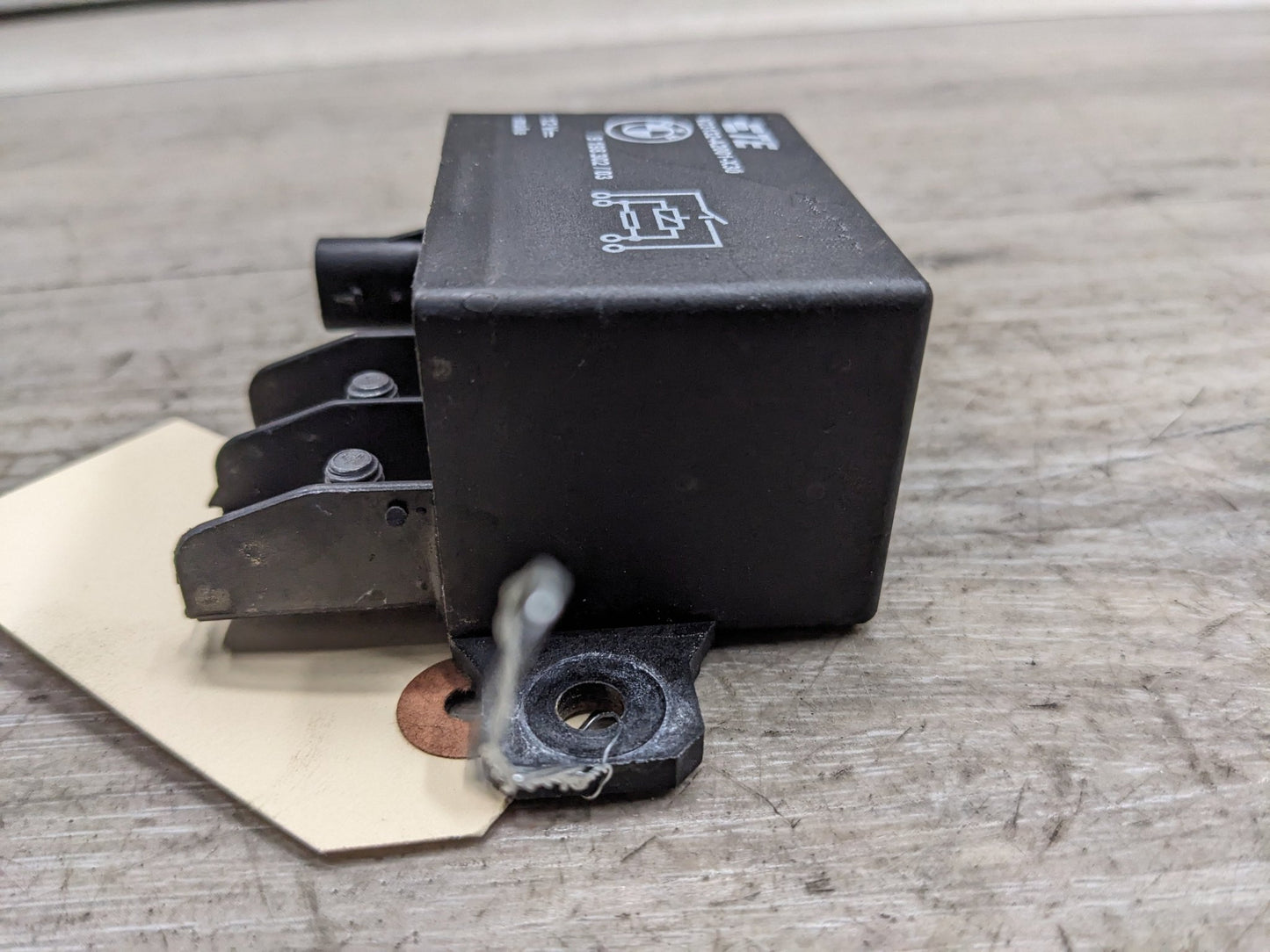 OEM BMW F10 F13 F02 F30 F32 F06 F80 F82 M3 M4 M6 Cooling Fan Relay Control 130A
