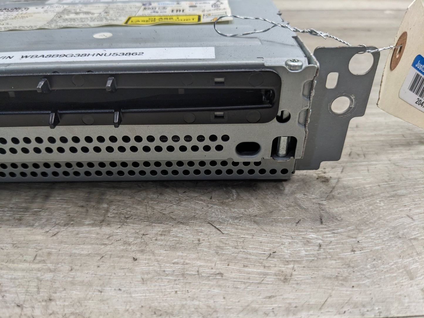12-18 OEM BMW F06 F10 F13 F15 F16 F22 F23 F30 F32 F33 F36 F80 F82 F83 CD PLAYER