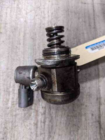 11-15 OEM BMW E88 E92 F30 F10 F12 X1 X6 Engine N55 HPFP High Pressure Fuel Pump