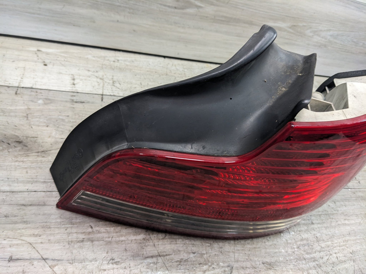 08-11 OEM BMW E82 E88 128 135 Rear Right Passenger Outer Tail Light Stop Light