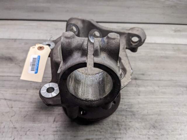 06-13 OEM BMW E82 E88 E90 E92 RWD Front Right Hub Knuckle Wheel Bearing Spindle