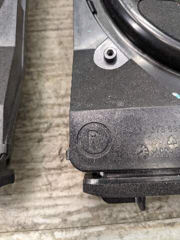 OEM BMW F22 F36 F30 F33 F34 230 335 428 435 Sub Subwoofers HiFi Audio Speaker