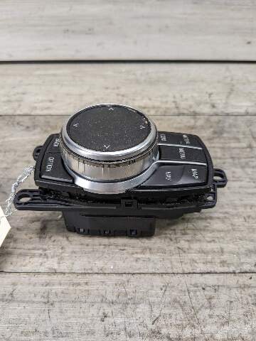 OEM BMW F22 F30 F32 M3 M4 X5 iDrive Navigation Controller Knob NAV Button NBT