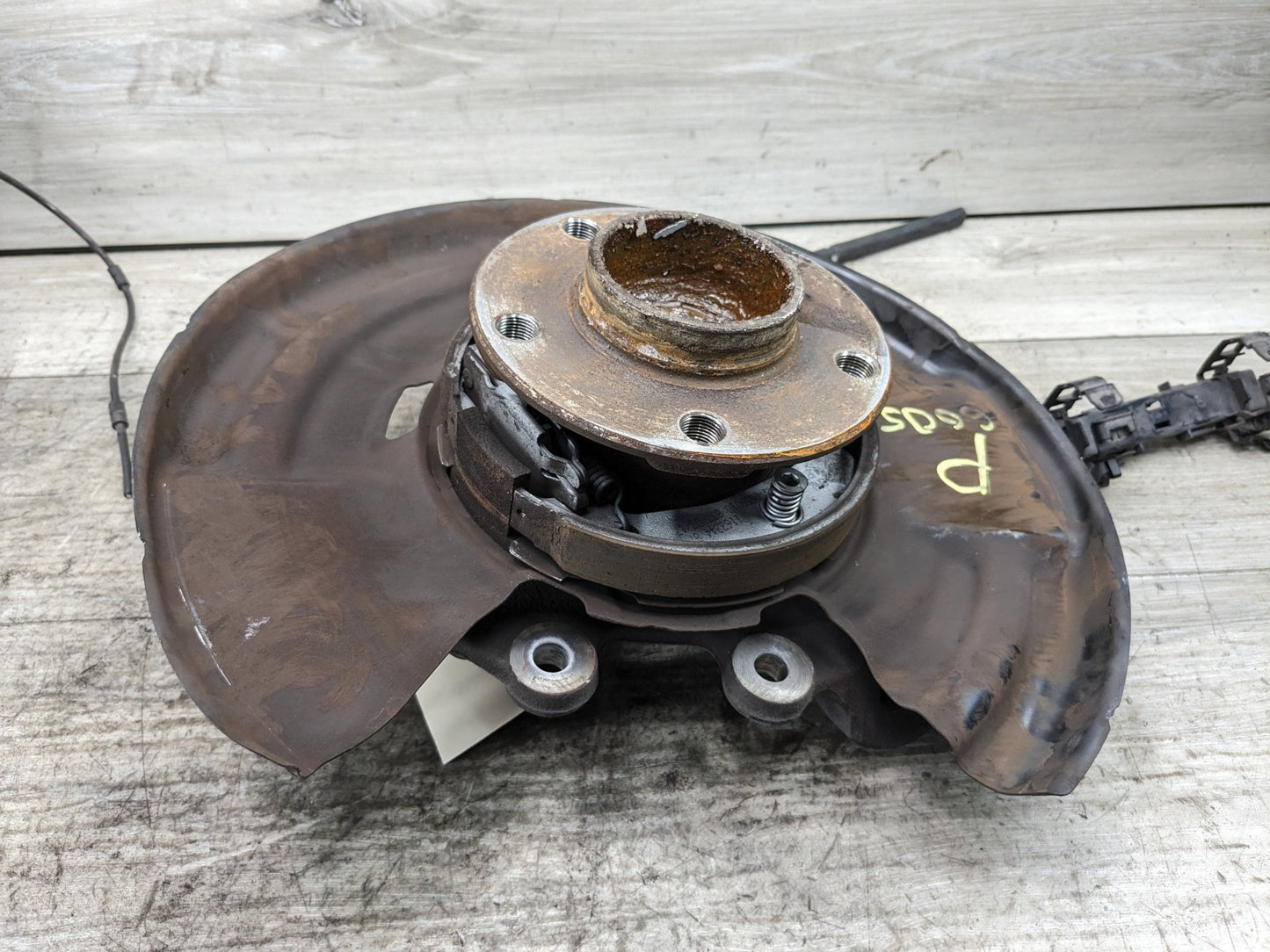 14-20 OEM BMW F22 F23 Rear Suspension Right Knuckle Wheel Hub Spindle Bearing