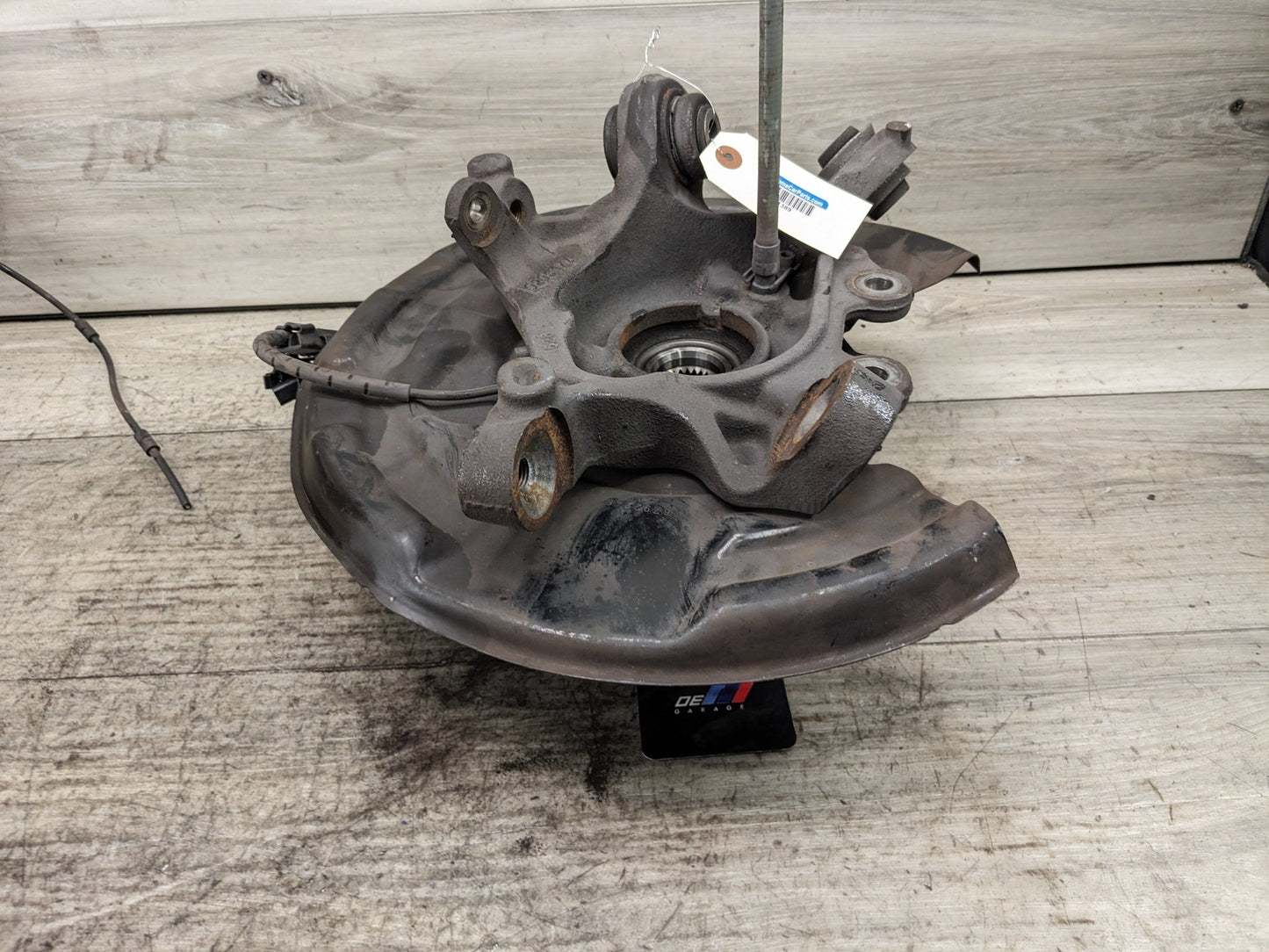 14-20 OEM BMW F22 F23 Rear Suspension Right Knuckle Wheel Hub Spindle Bearing