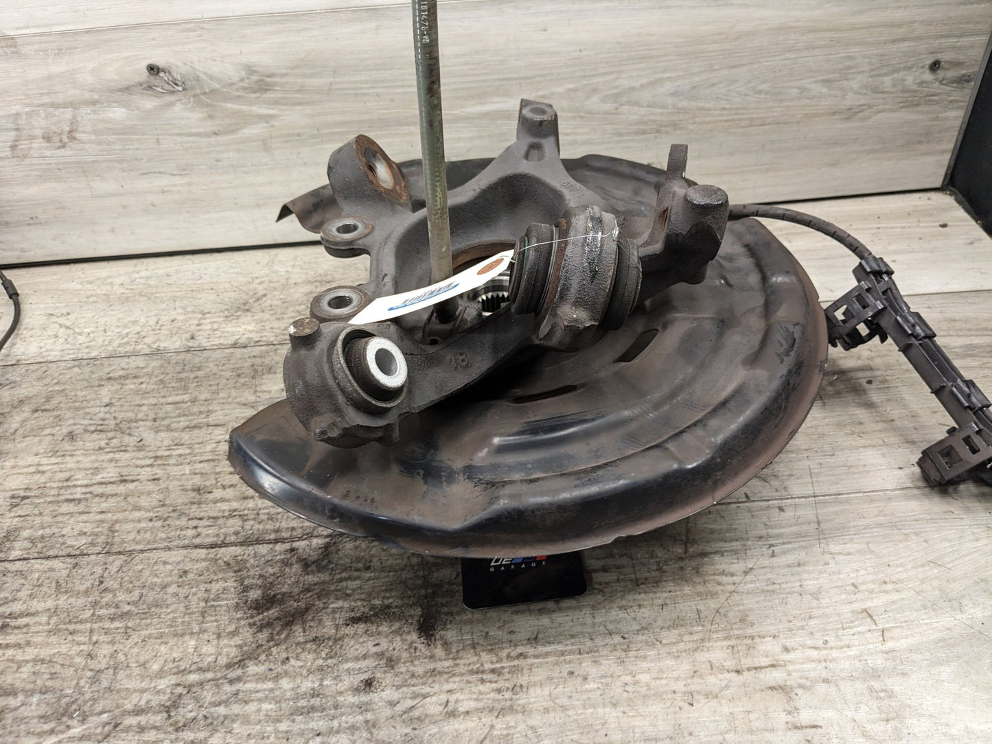 14-20 OEM BMW F22 F23 Rear Suspension Right Knuckle Wheel Hub Spindle Bearing