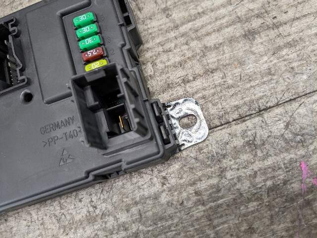 12-18 OEM BMW F82 F30 F32 REM Rear Body Control Unit Electronic Module BCM Box