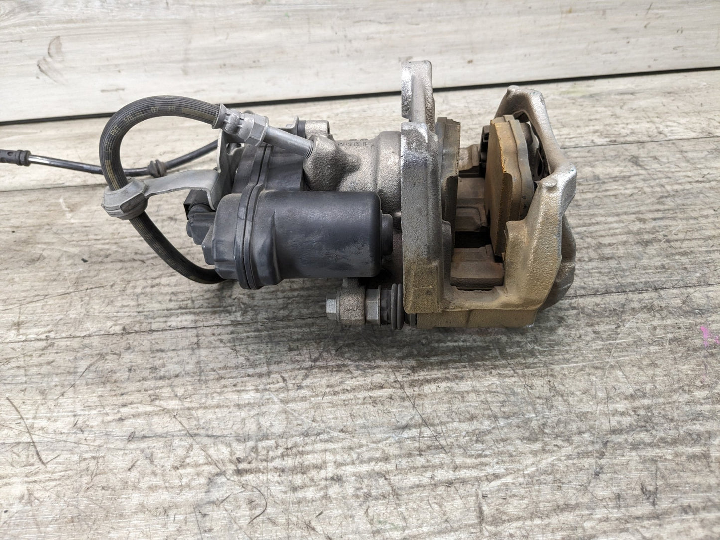 16-21 OEM BMW G11 G12 740 750 Rear Right Passenger Side Brake Caliper Gray