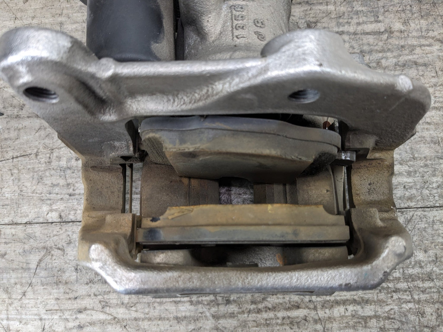 16-21 OEM BMW G11 G12 740 750 Rear Right Passenger Side Brake Caliper Gray