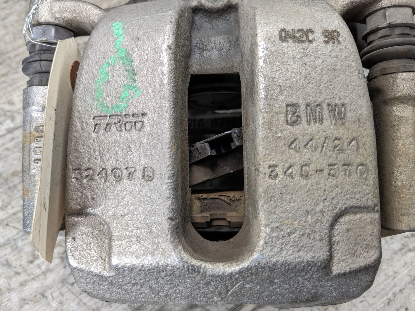 16-21 OEM BMW G11 G12 740 750 Rear Right Passenger Side Brake Caliper Gray