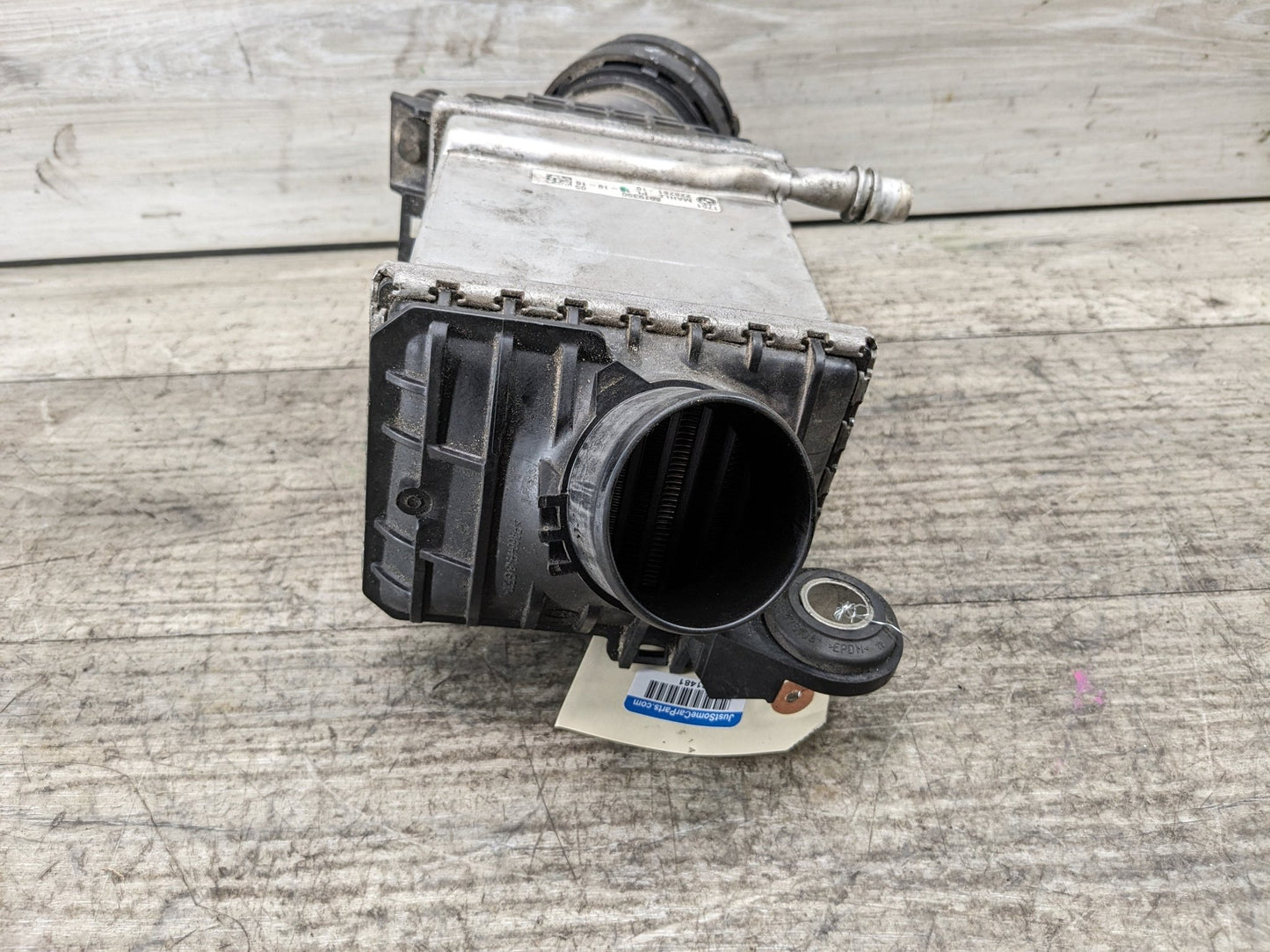 16-19 OEM BMW G30 G12 M550 750 N63R Turbocharger Intercooler Air Cooler 1-4