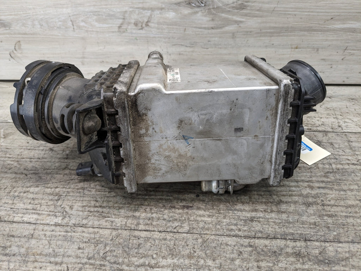 16-19 OEM BMW G30 G12 M550 750 N63R Turbocharger Intercooler Air Cooler 1-4