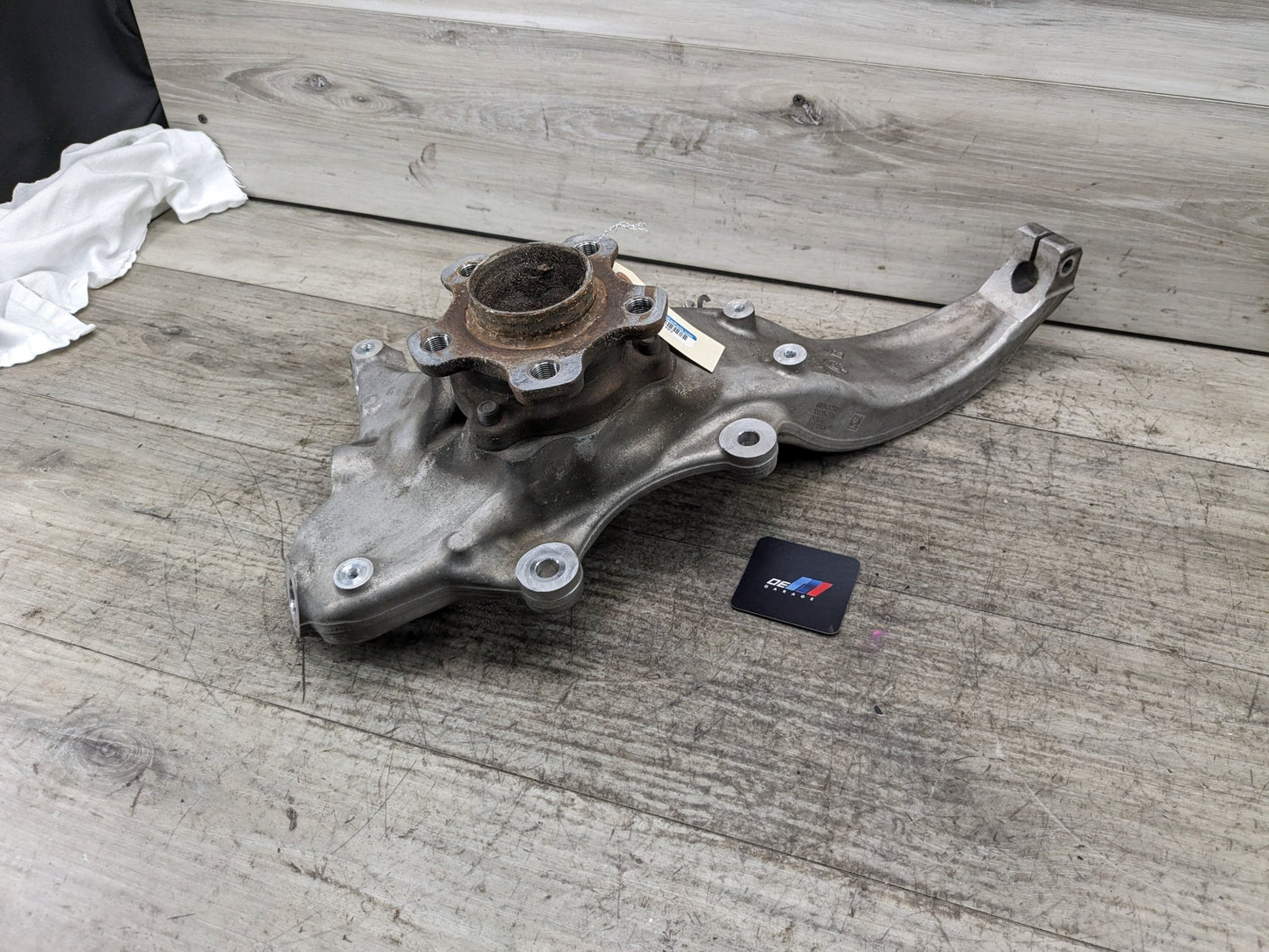 16-19 OEM BMW G11 G12 740 750 RWD Front Left Driver Spindle Knuckle Bearing