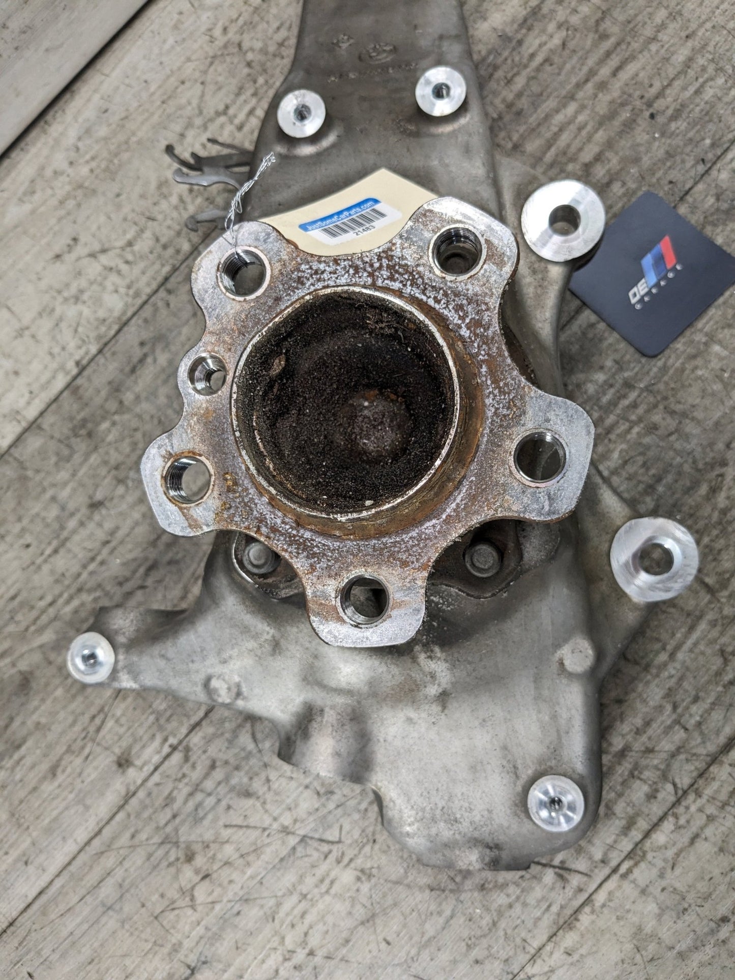16-19 OEM BMW G11 G12 740 750 RWD Front Left Driver Spindle Knuckle Bearing