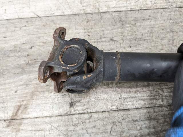 OEM BMW F22 F23 F30 F32 F33 F36 Front Driveshaft Drive Shaft Axle Propeller