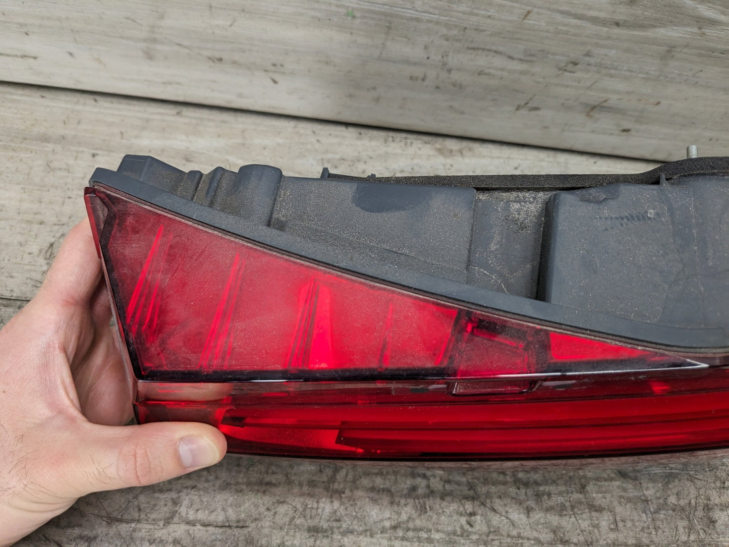 16-19 OEM BMW G11 G12 740 750 Rear Passenger Side LED Inner Stop Tail Light